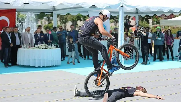 Büyükşehir'den bisiklet atağı