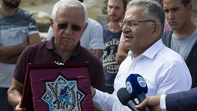 Büyükşehir'den tarihe destek