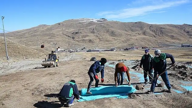 Büyükşehir Belediyesi Erciyes'e halısı serdi! Peki neden?