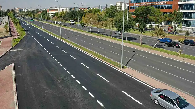 Binlerce aracın geçtiği o yol yenilendi
