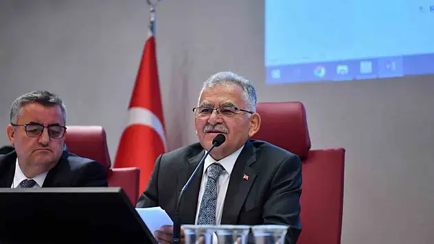 Büyükşehir Meclisi'nden 'suya yüzde 30 indirim' kararı
