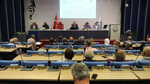 İlçe Belediyelerinin ek bütçe talebi oy çokluğu ile geçti!