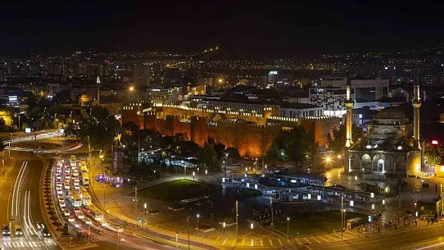 Büyükşehir'de yeni yıl nöbeti...