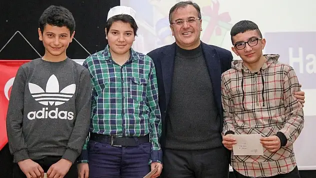 'Camiye koşuyoruz, namazla buluşuyoruz'
