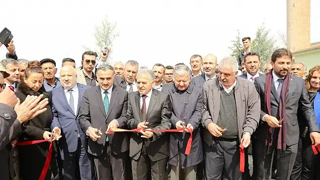 Çanakkale Şehitleri Anıt Parkı düzenlenen törenle açıldı