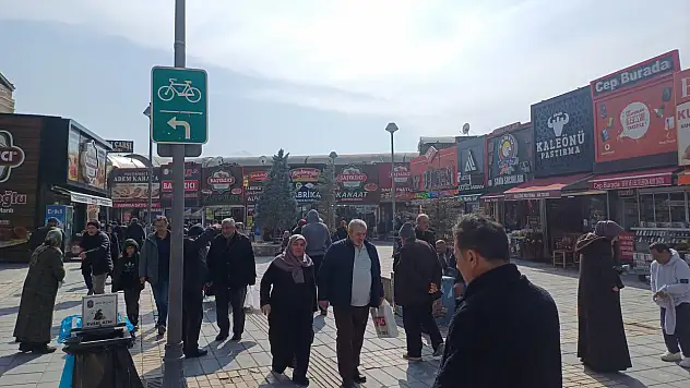 Kayseri'de çarşı esnafına Ramazan yoğunluğu!