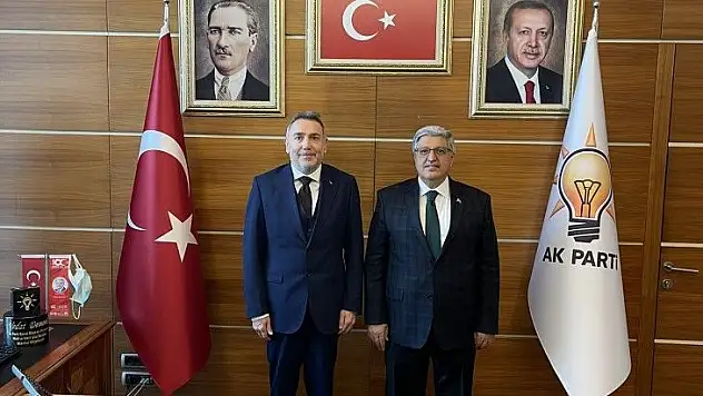 CEO'dan AK Parti çıkarması!