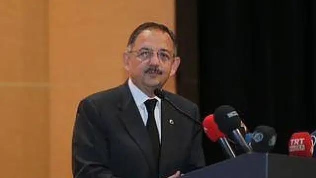  'Allah, bayrak, millet için dimdik duracağız' 