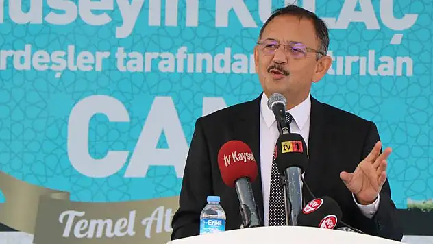 Bakan Özhaseki: 'Bin bir türlü belaya karşı dimdik ayaktayız'