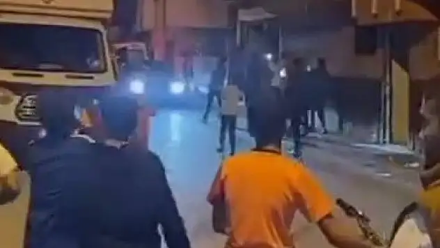 Böylesi nadiren görülür - Cezaevinden çıktı, bakın nasıl karşılandı?