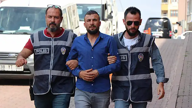 Cezaevinden kaçtı ama polisten kaçamadı