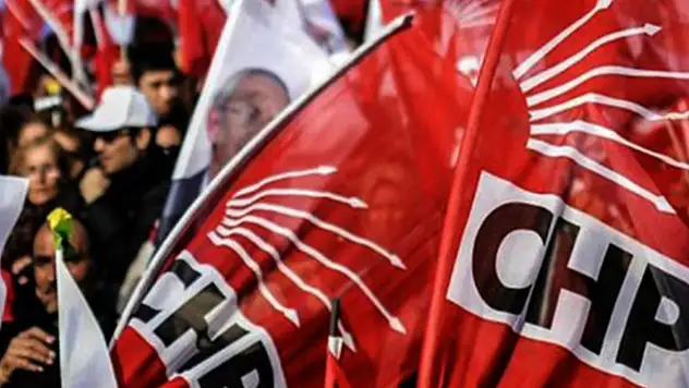 CHP'de işler yine karıştı