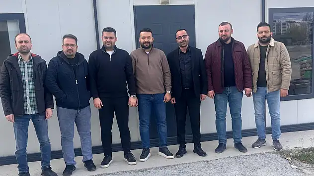 CHP'den toplu istifa! Özel ile yol yürüyecekler