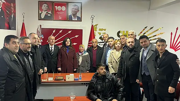 CHP'den yasak tepkisi: Resimlerden, afişlerden, sesten dahi korkar hale geldiler