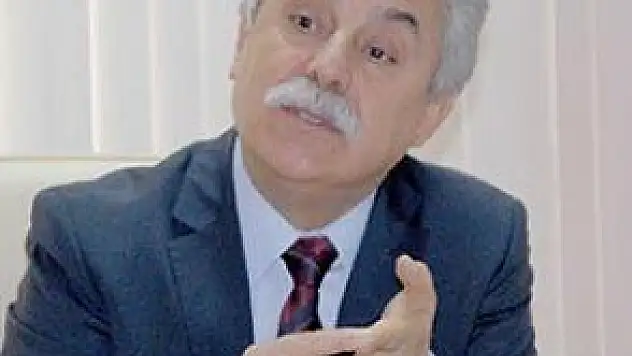 CHP, EKMELEDDİN İHSANOĞLU'NUN DA BULUNDUĞU İFTARDA DİNSİZ DEĞİLDİ DE BU GÜN MÜ DİNSİZ?'