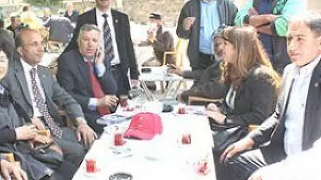 &quotCHP GÜMBÜR GÜMBÜR GELİYOR&quot