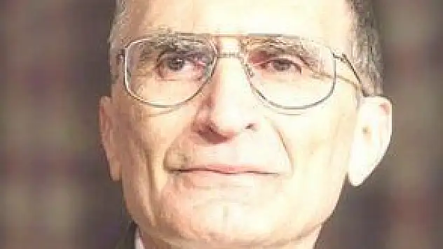 CHP İL BAŞKANI AYAN: 'HELAL OLSUN SANA PROF. SANCAR'