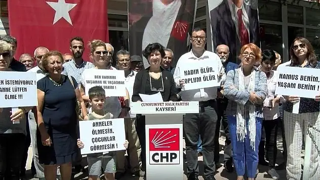 CHP' Kadın Kollarından kadın cinayetlerine tepki