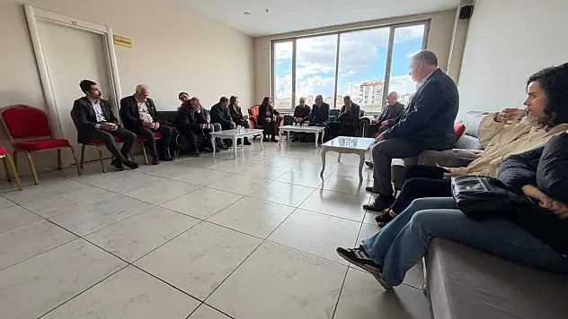 CHP Kayseri İl Başkanı Özer'den, Cemevi'ne taziye ziyareti