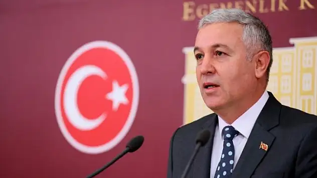 CHP'li Arık'tan Bakan'a hızlı tren tepkisi: Tam 17 yıldır kandırıyorsunuz