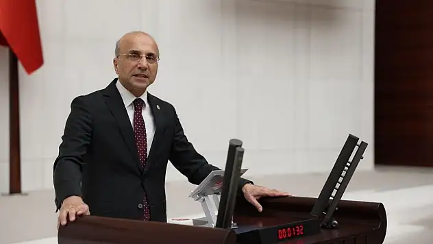 CHP'li Aşkın Genç: Her hanenin sırtında ortalama 230 bin lira borç var