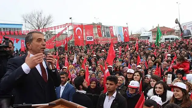 CHP Tomarza adayı Koç`tan gövde gösterisi 