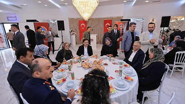 Çiçek: Sizler koca bir milletin annelerisiniz