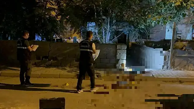 Cinayet zanlısı çatıda yakalandı!
