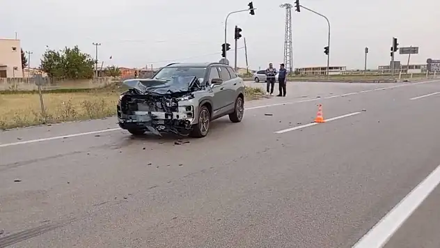 Cip ile motosiklet çarpıştı