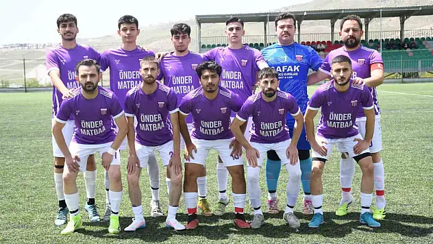 Mor-beyazlılar şampiyonluğun eşiğinde