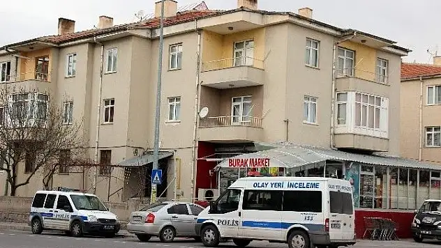 2 çocuk babası kemerle kendini astı