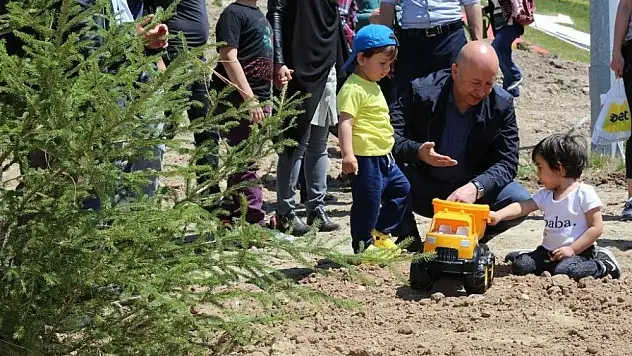 &quot100 bin ağacı toprakla buluşturmayı hedefliyoruz&quot