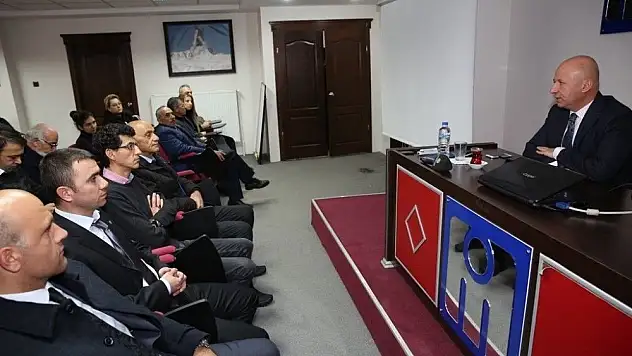 Çolakbayrakdar, &quotKocasinan, kentsel dönüşüm ile parlayacak&quot