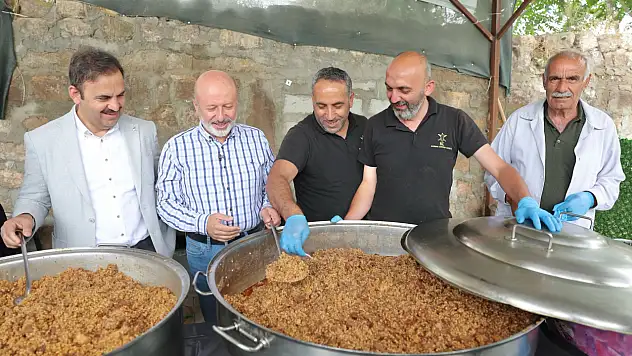 Çolakbayrakdar Pilav Şenliğinde