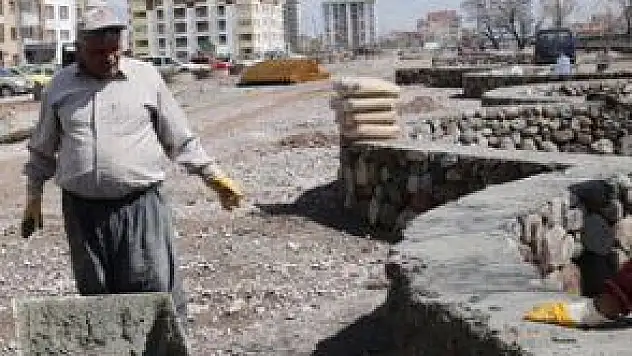  ÇOLAKBAYRAKTAR, &quotGÜLPARK KAYSERİ'YE RENK KATACAK&quot
