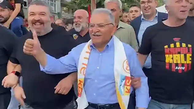 Coşkulu yürüyüş