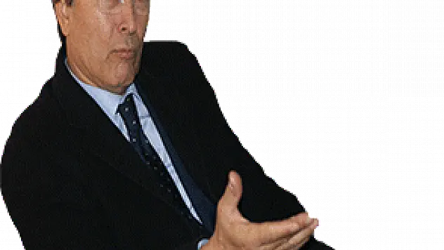 1 CUMHURBAŞKANI 1 BAKAN VAR