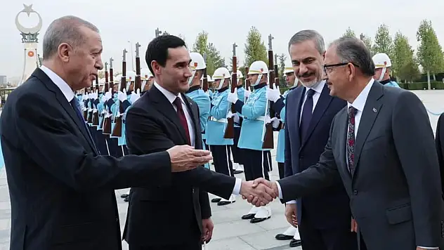 Cumhurbaşkanı Erdoğan, Özhaseki'yi kimle tanıştırdı?