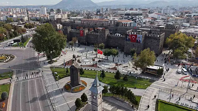 Kayseri'nin kalbinde değişim var! Vatandaşların gözü bu ayrıntıda