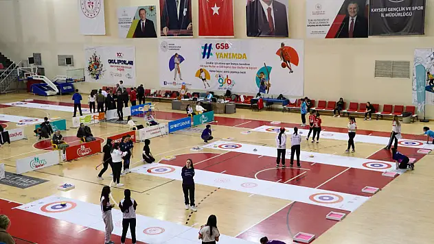 Curling heyecanı Kayseri'yi sardı!