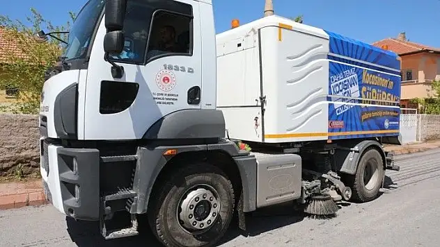 Kocasinan'da temizlik sürüyor...