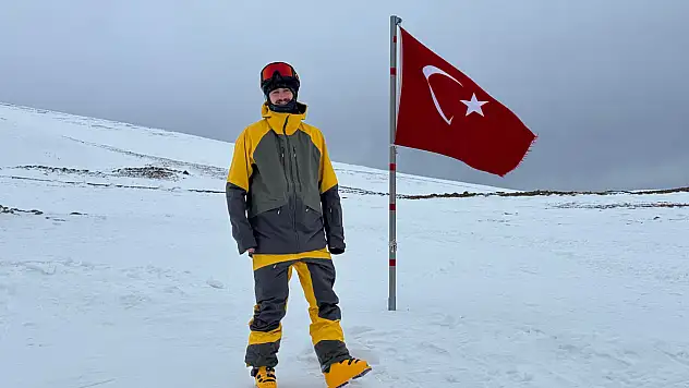 Aklını başından alan o yere 33 yıl sonra tekrar gitti