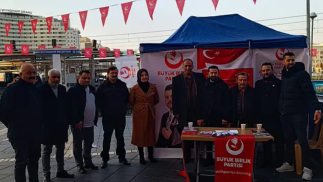 Davet ettiler, kabul etti! O partinin genel başkanı Kayseri'ye geliyor! İşte o tarih