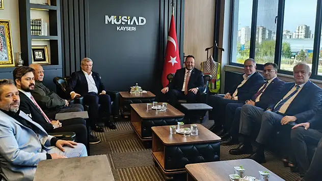 Davutoğlu, Kayseri'de ilk olarak MÜSİAD'ı ziyaret etti! İşte ilk mesajlar