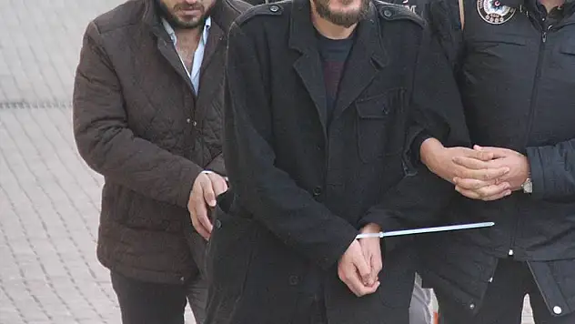 DEAŞ şüphelisi iki kişi hakim karşısında