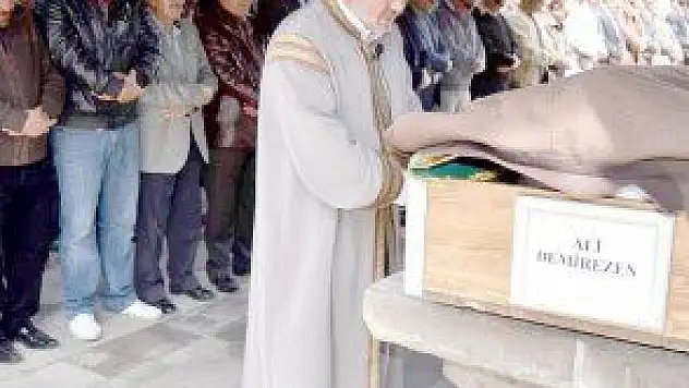 DEMİREZEN AİLESİ'NİN ACI GÜNÜ