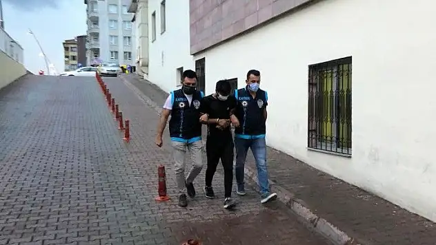 Kablo hırsızı 3 kişi yakalandı