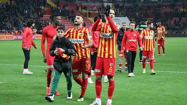Deniz Türüç'ten galibiyet yorumu