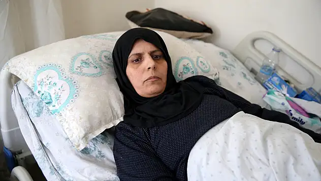 Depremde eşi ve 2 çocuğunu kaybeden kadın, 9 aylık kızıyla hayata tutunuyor!