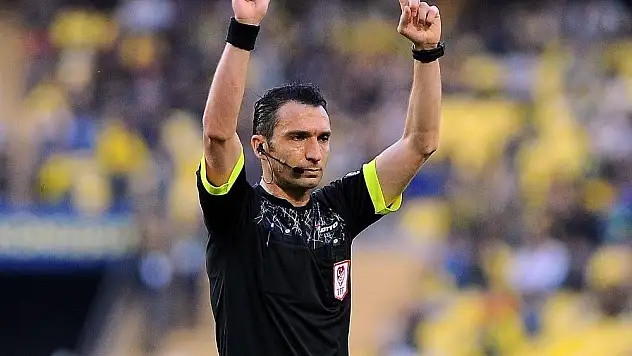 Derbi hakemi Bitigen'in karnesi
